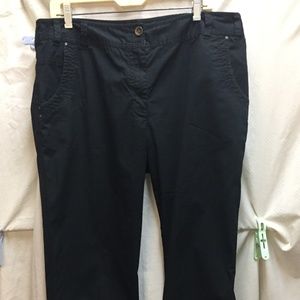 STYLE & CO STRETCH BLACK CAPRIS